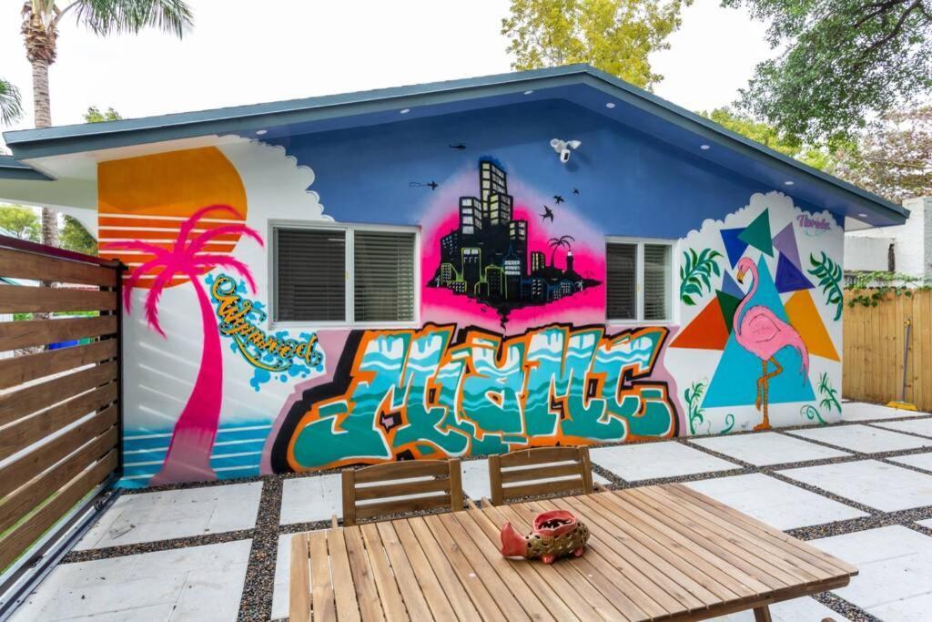 Casa Madeira @ The Heart Of Miami Design District Villa Екстериор снимка